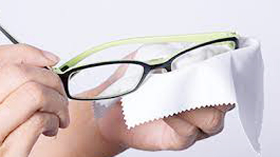 How to Wash an Eyeglass Cleaning Cloth